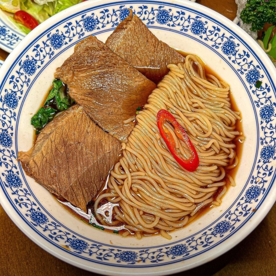 오복당 국물 면요리