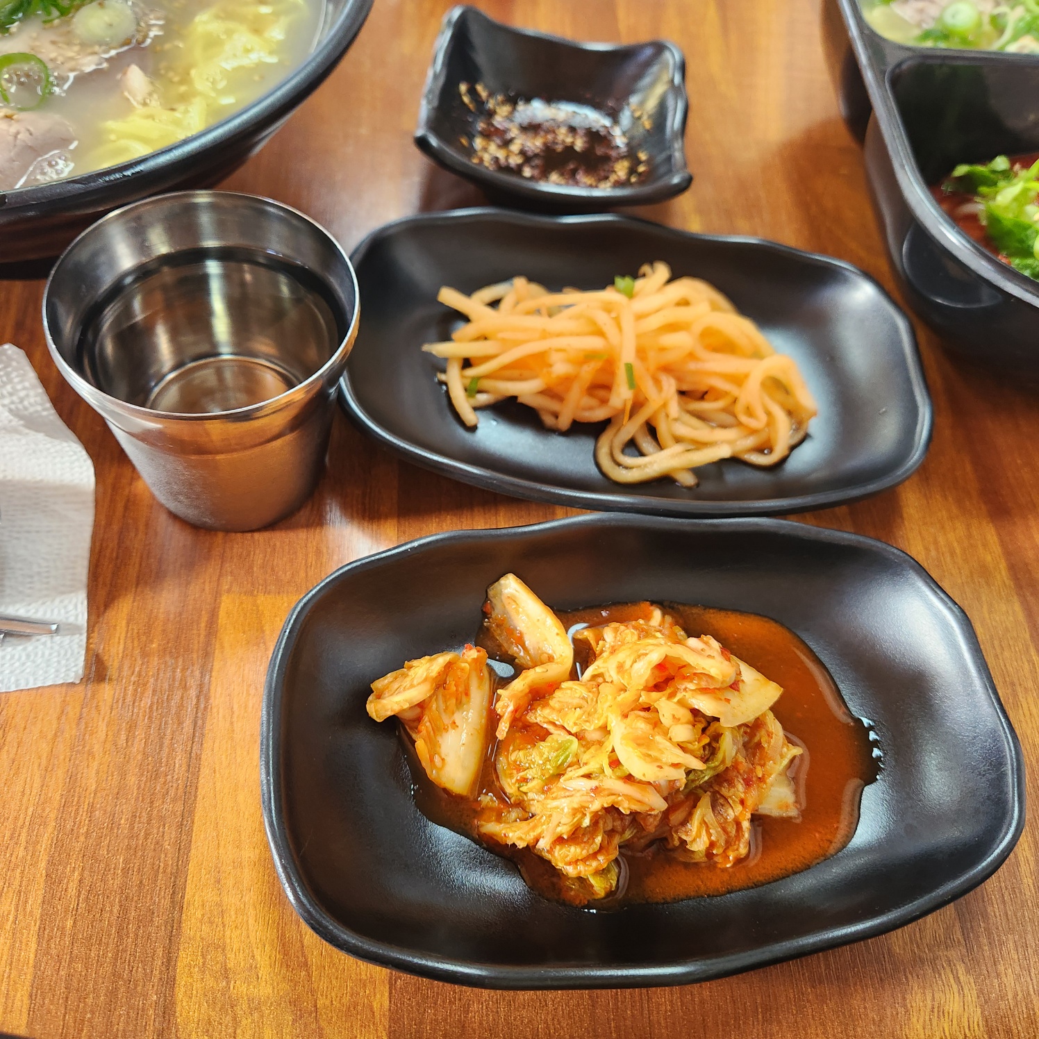 식당 밑반찬 김치