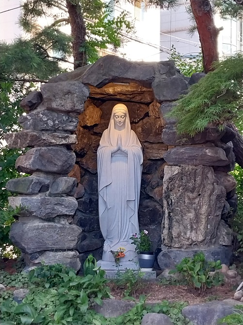 도봉동성당 성모상