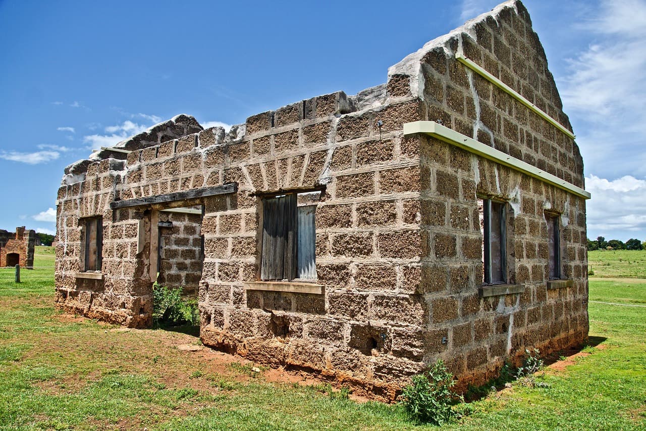 낡은 공간의 재탄생, 건물 용도 바꾸는 절차와 실제 이야기