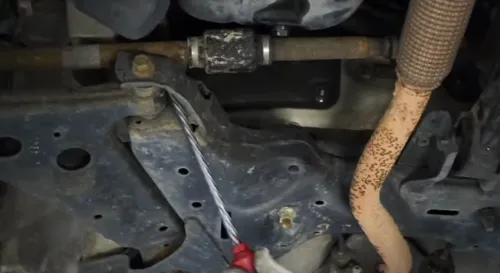 하체 부품 부식으로 인한 편마모