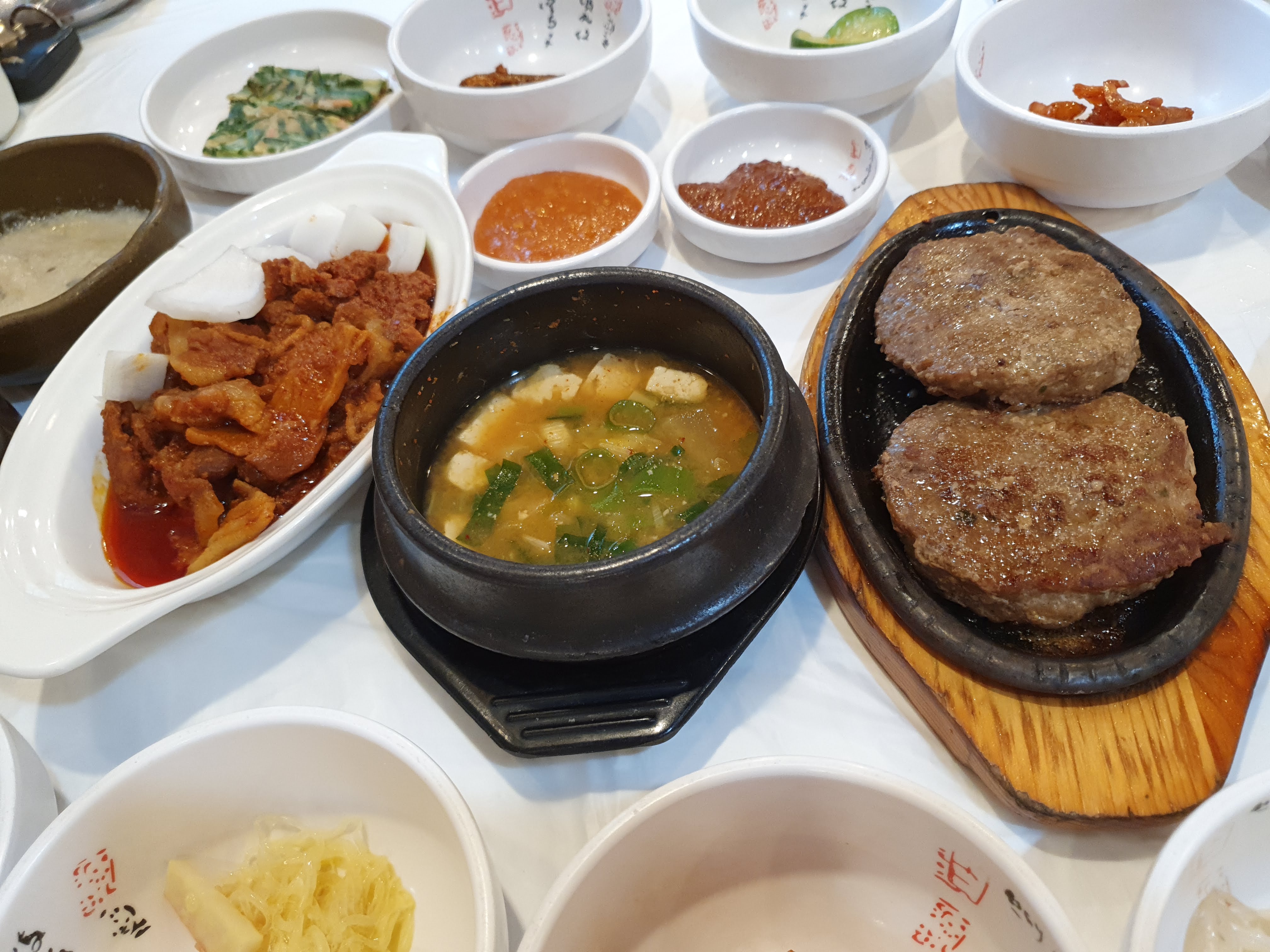경주 24시간 식당