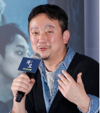 장재현 감독