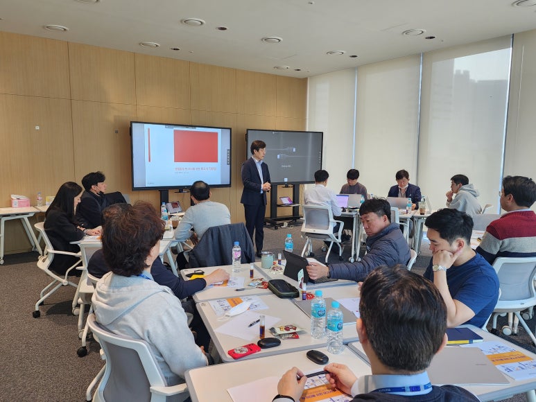 현대건설기계 팀 리더를 위한 보고서 작성법 강의