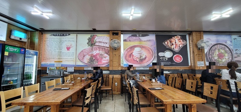 제주도 국수바다 내부2