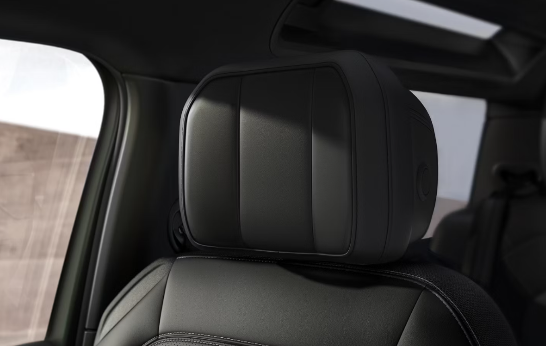 랜드로버 디펜더 가격 비교 90&amp;#44; 110&amp;#44; 130&amp;#44; OCTA 모델의 차이는?