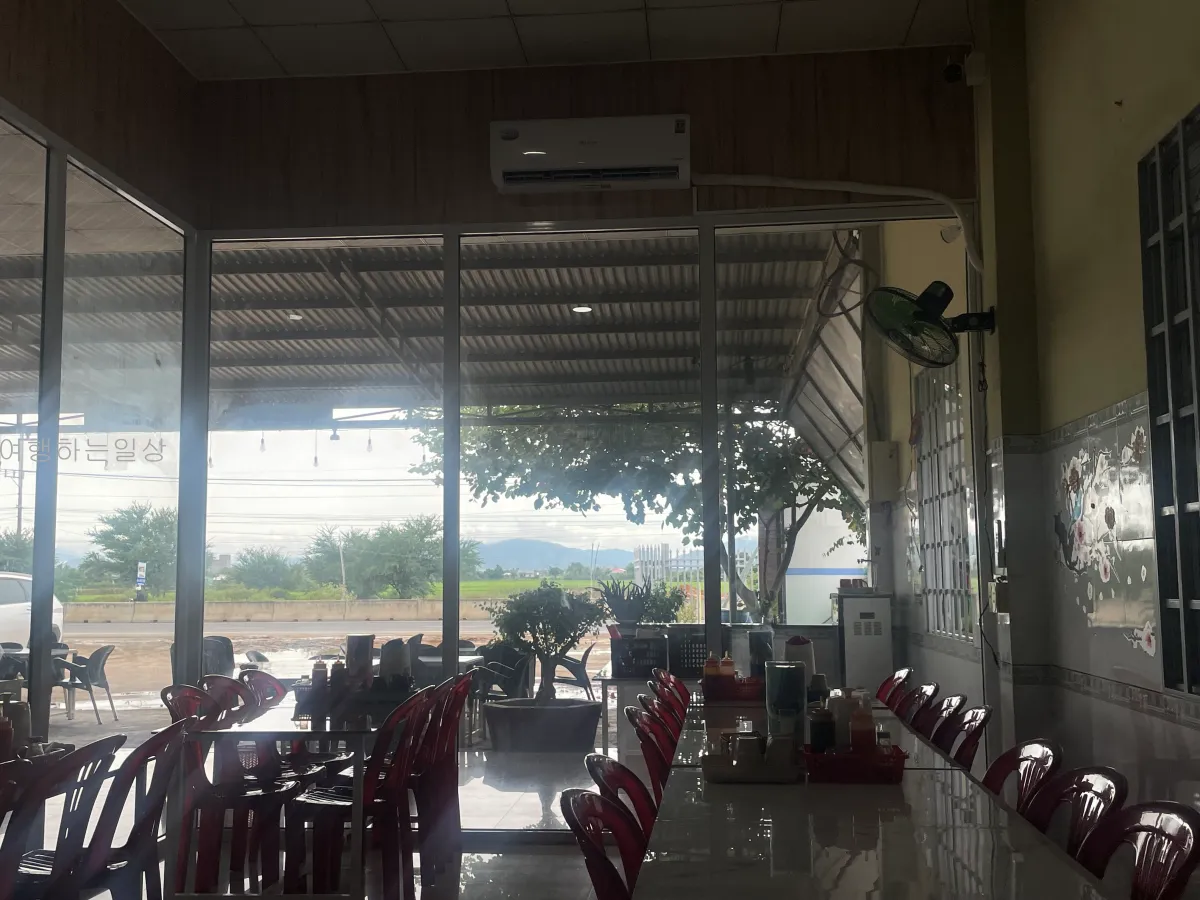 만족스러운-나트랑-판랑-사막투어-현지인-추천-아침에-가기좋은-식당