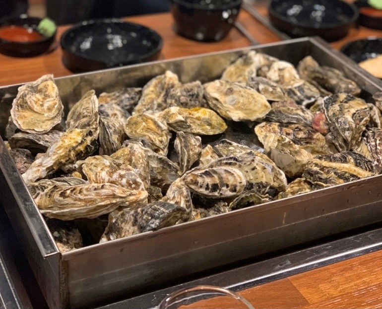 굴을 안전하게 먹는 방법