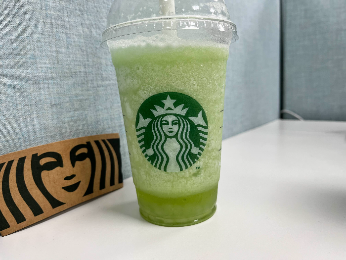 라이트키위라임블렌디드 층생김