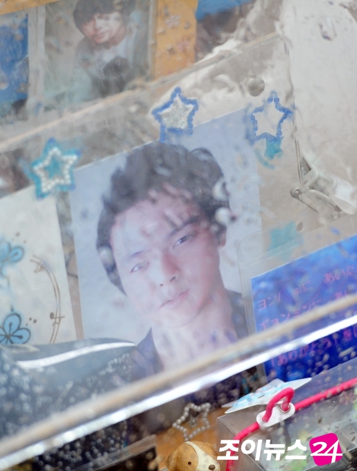 지난 2010년 세상을 떠난 배우 고(故) 박용하의 2주기 추모식 행사가 2012년 6월 30일 오전 경기도 분당 메모리얼 파크에서 열렸다. [사진=조이뉴스 포토DB]