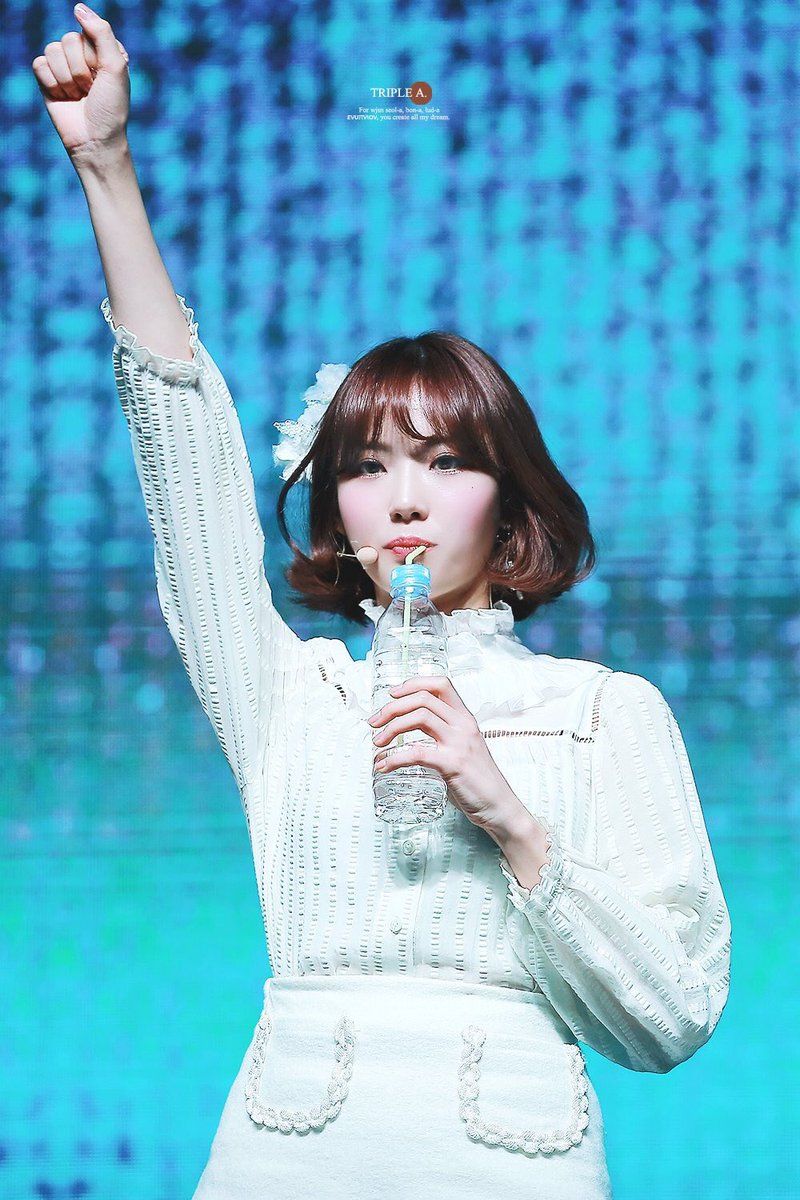우주소녀 루다 인스타그램 사진 몸매