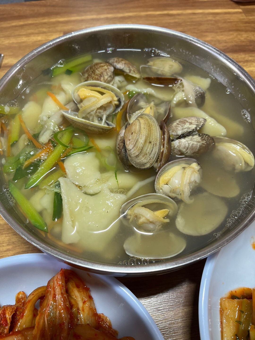 쑥 칼국수 2