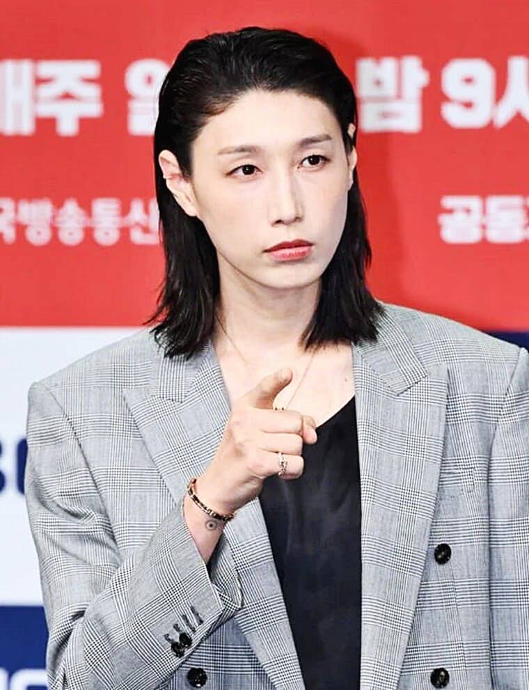 전-배구선수-김연경