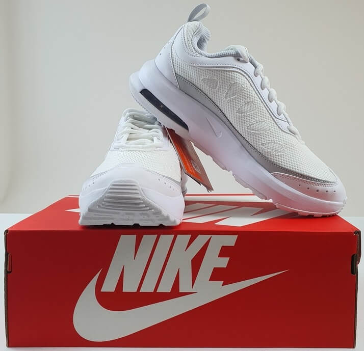 나이키운동화: 운동화의 변천사를 선도한 브랜드, 나이키