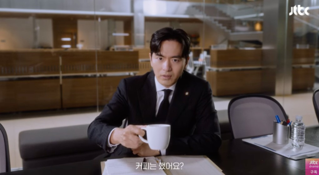 정채연 드라마 에스콰이어