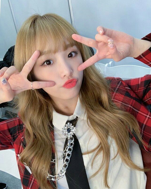 아이즈원 최예나 귀여운 매력어필
