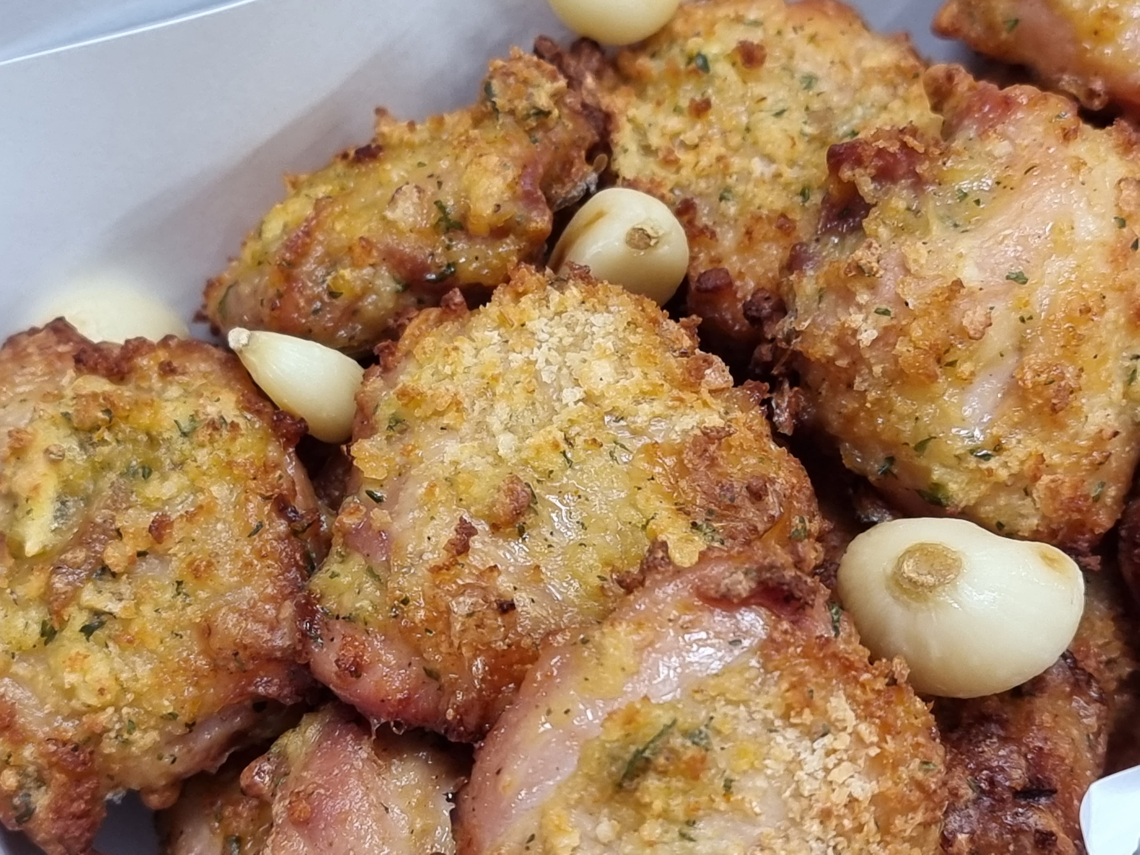 굽네치킨-남해마늘바사삭-치킨