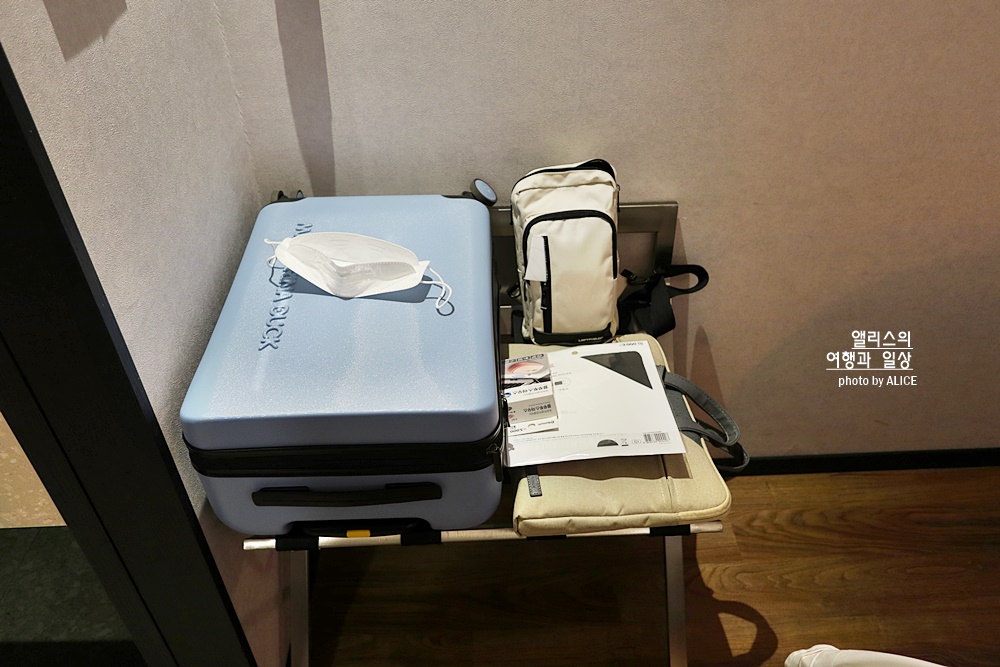 머큐어 앰배서더 서울 홍대 슈페리어 디럭스 킹베드 룸 꼼꼼 후기