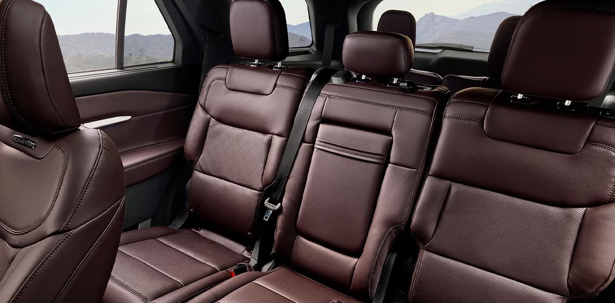 포드 익스플로러_내부_4