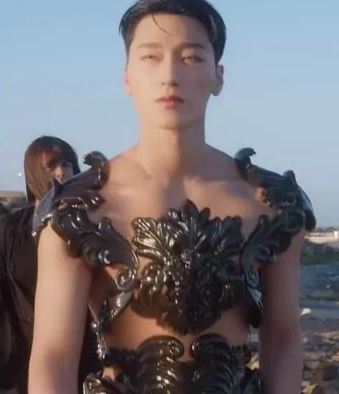 에이티즈 산 해명 인종차별 돌체앤가바나