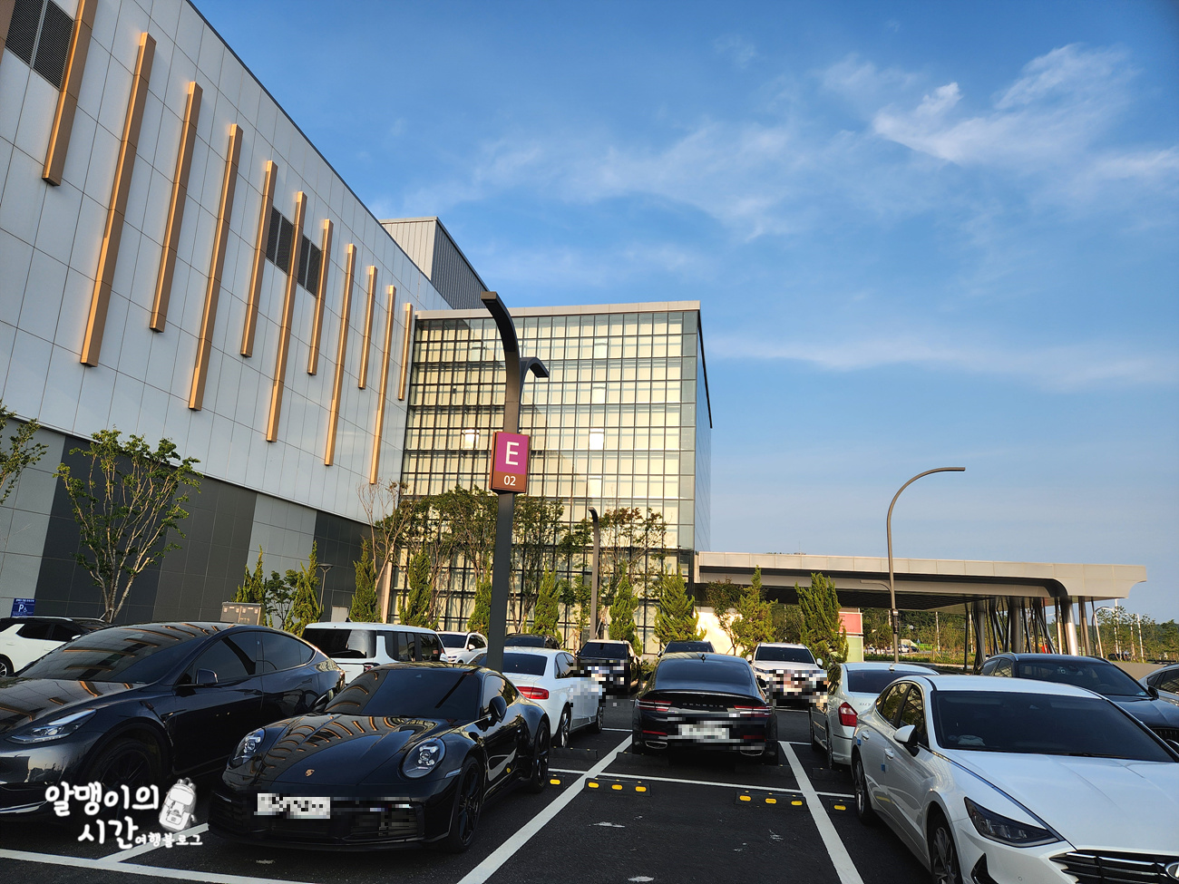 영종도 인스파이어 오로라 고래쇼 보는 최고 효율 동선(시간, 가까운 주차장, 주차비) - undefined - 5. 인스파이어 고래쇼 직관 후기 영종도 인스파이어 오로라 고래쇼 보는 최고 효율 동선(시간, 가까운 주차장, 주차비) - undefined - 5. 인스파이어 고래쇼 직관 후기