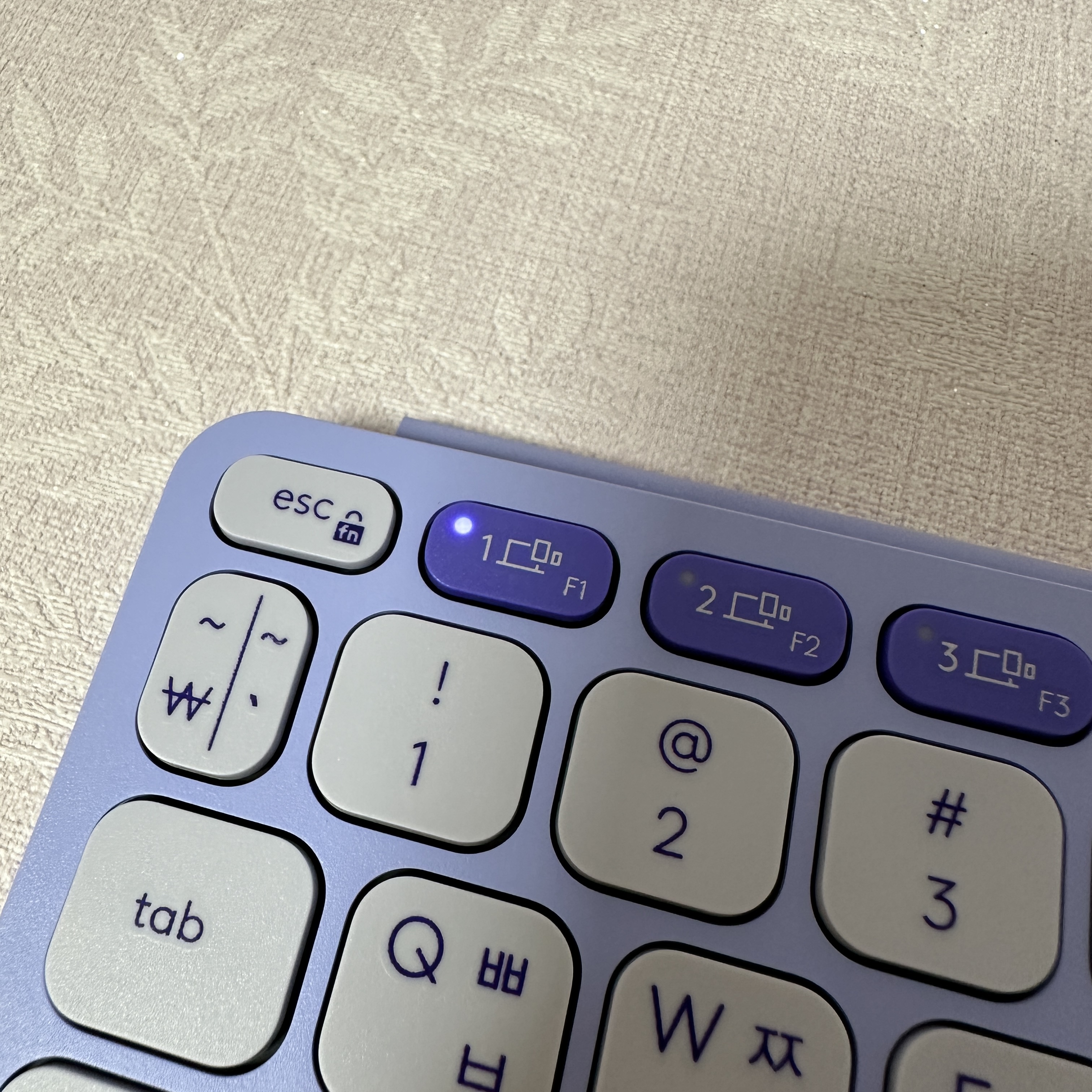 로지텍_키즈투고2_블루투스키보드_라일락