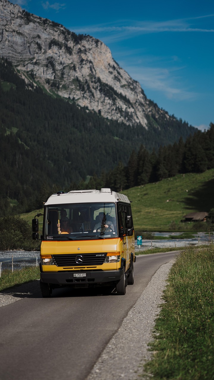 어르신 교통비 지원제도｜강원 고성군 버스 무료 이용 조례 제정