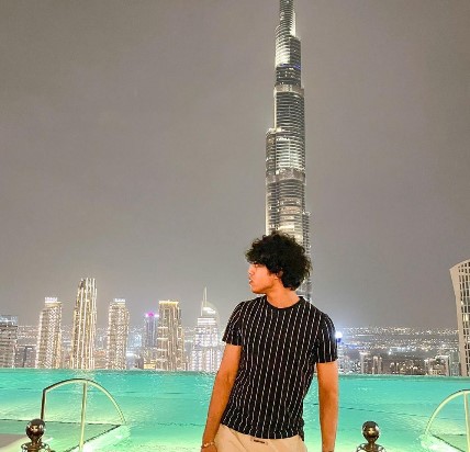 이슈락 칸 사진