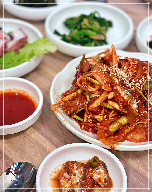 생생정보 마당 남해 독일마을 생멸치 조림&#44; 멸치 쌈밥 맛집