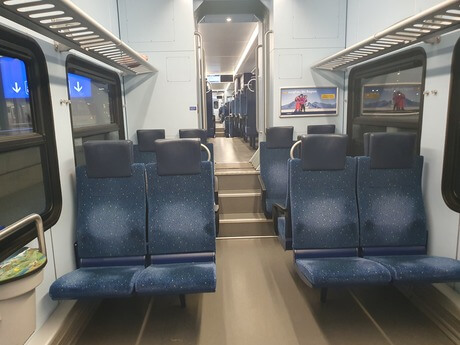 스위스-열차-2등석