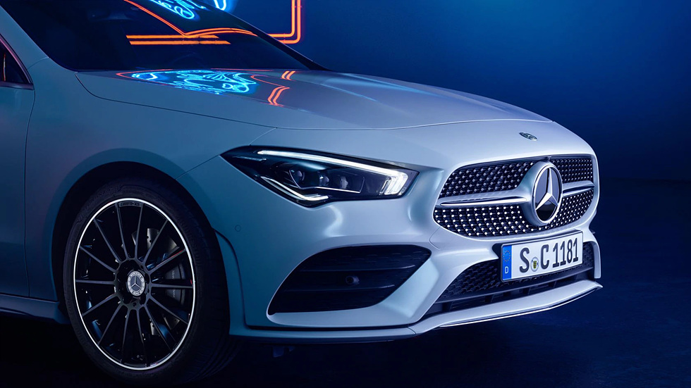 2023년식 벤츠 CLA 250 헤드라이트 및 전면그릴