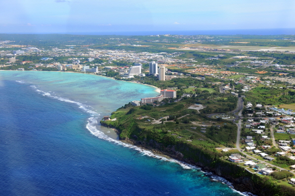 관광 인프라가 몰려있는 괌 투몬비치 출처 모두투어