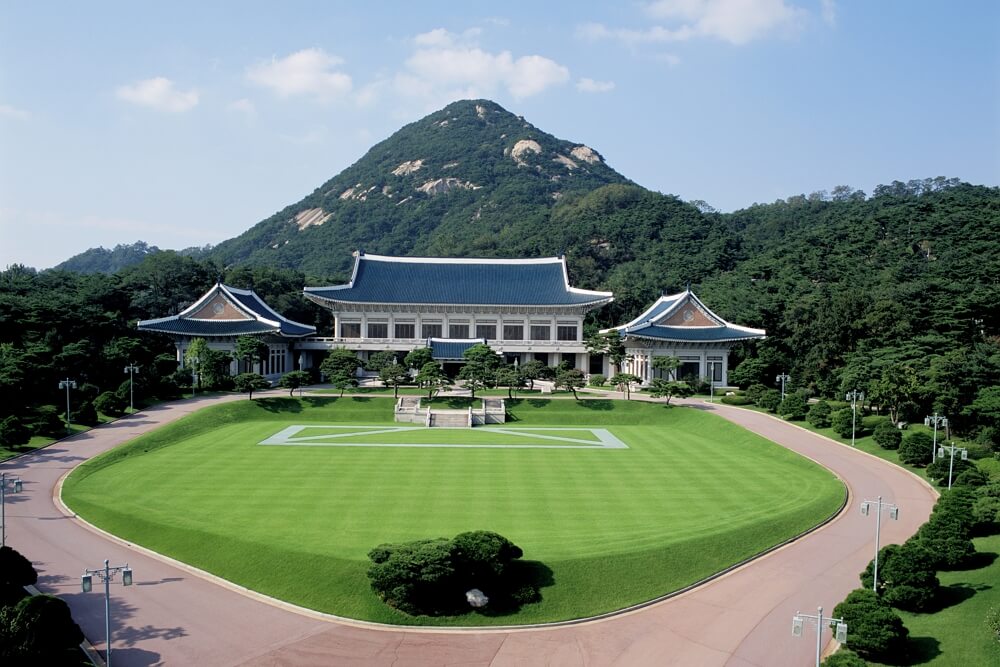 청와대본관