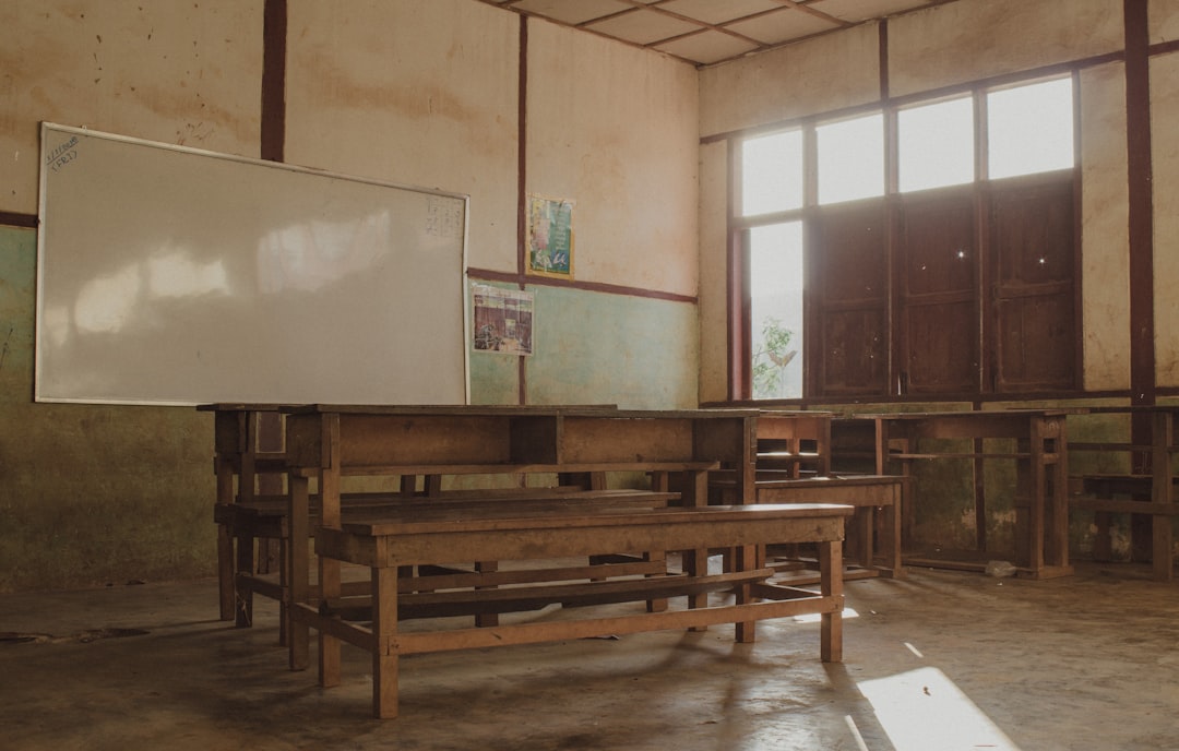 'School'