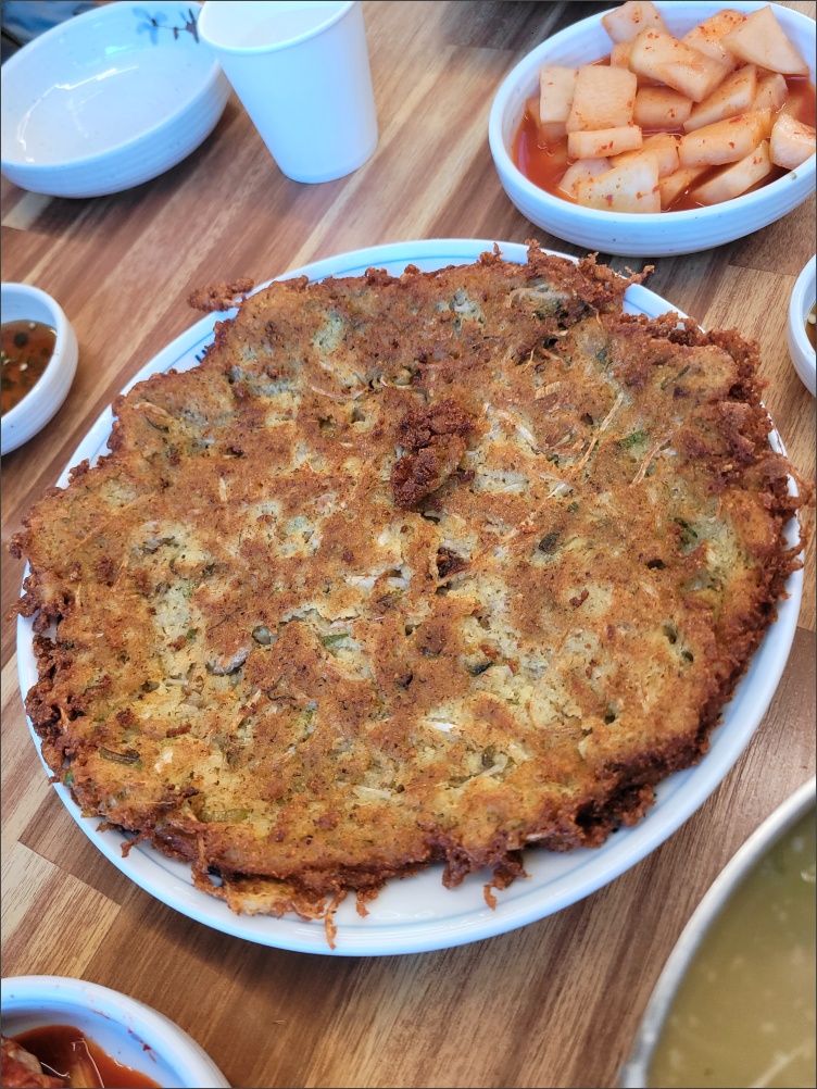 교래곶자왈손칼국수-빈대떡