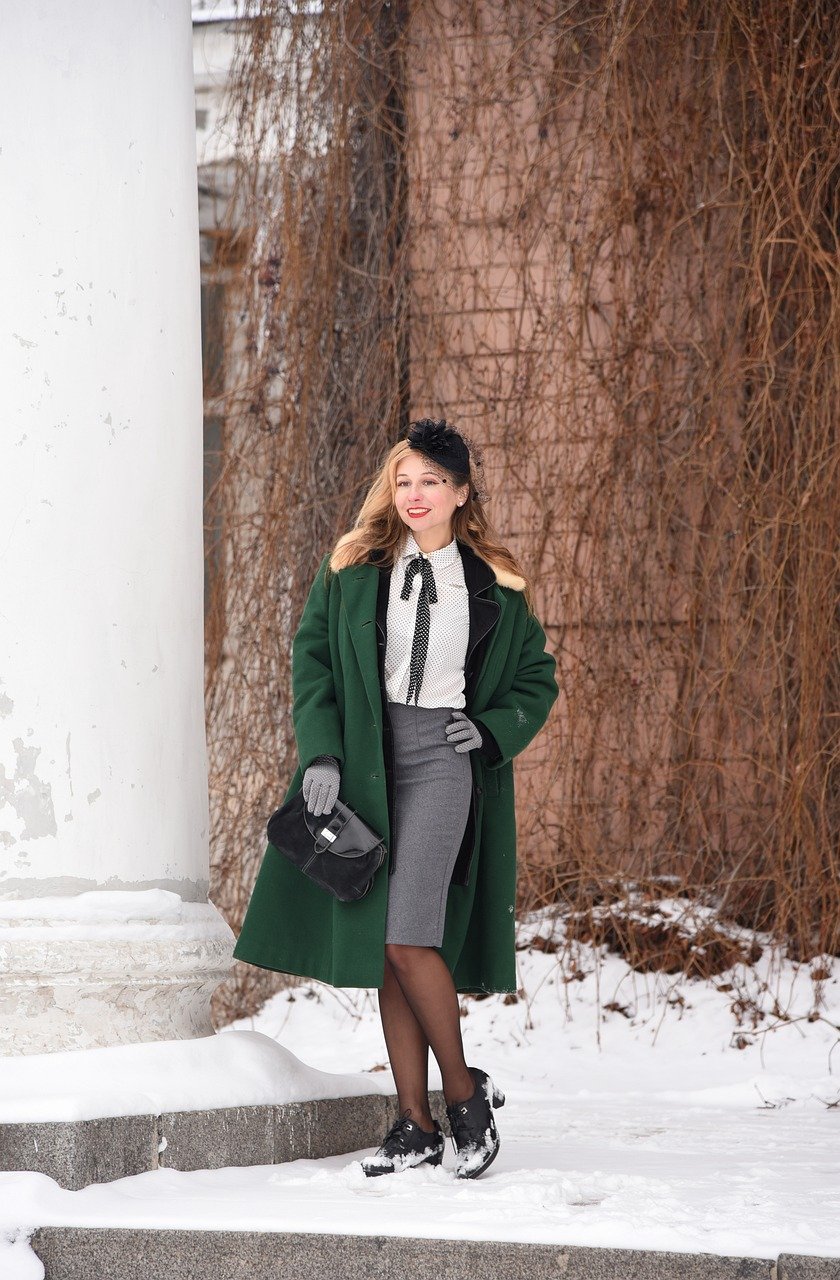 젊은 여성 사진