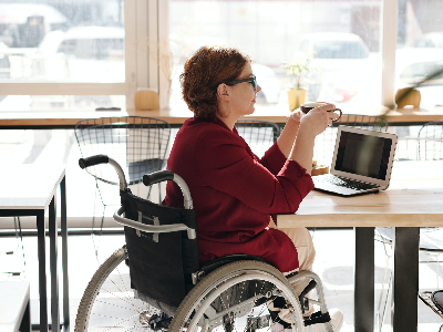 장애인 전국 지하철 무임태그 승차