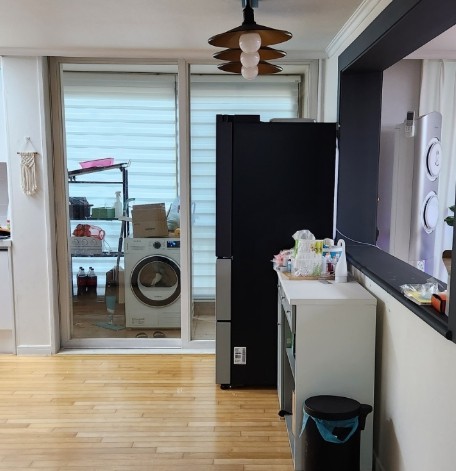 엘지 김치냉장고 스탠드형 Z407MBG141 디자인