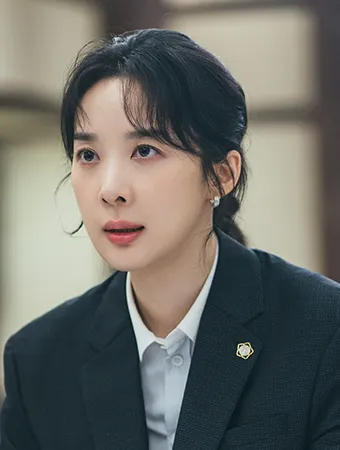 아너 그녀들의 법정 황현진 역 이청아 스틸컷