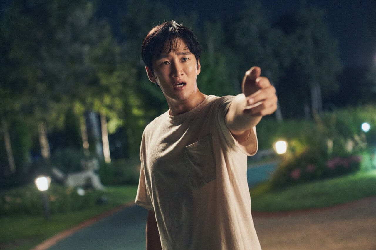 선지를 돌보는 길구의 두려운 눈빛