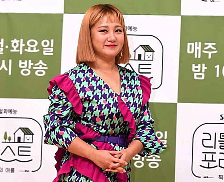 개그우먼-박나래