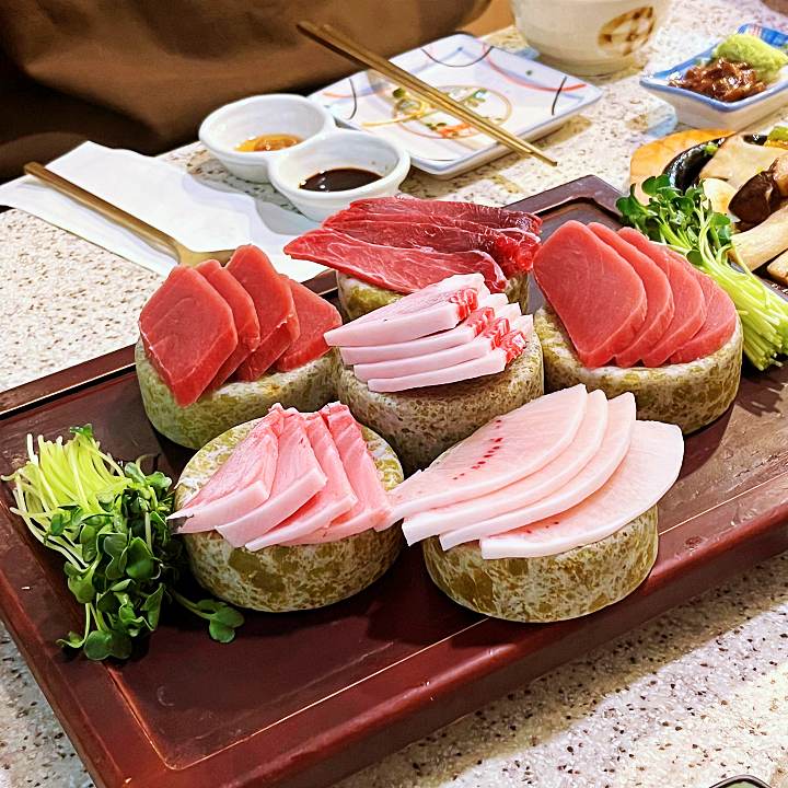 이 맛에 살지 참치회 랍스터 대게 아산 맛집 동해참치회 대게 추천