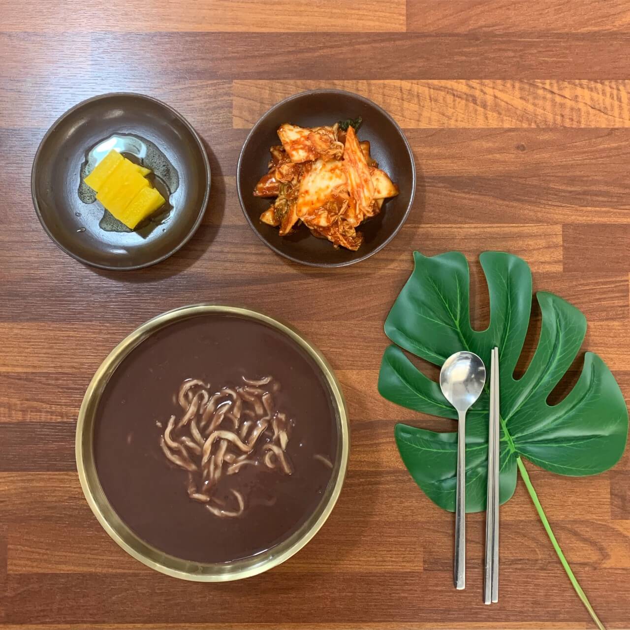 생방송투데이 3818회 한우물의 법칙 하루 1000그릇! 서리태 콩국수 편 광주 남구 구동 맛집 김명화서리태콩국수