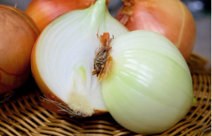 눈물이 나는 양파의 화학 반응 &ndash; 일상 속 작은 눈물의 과학