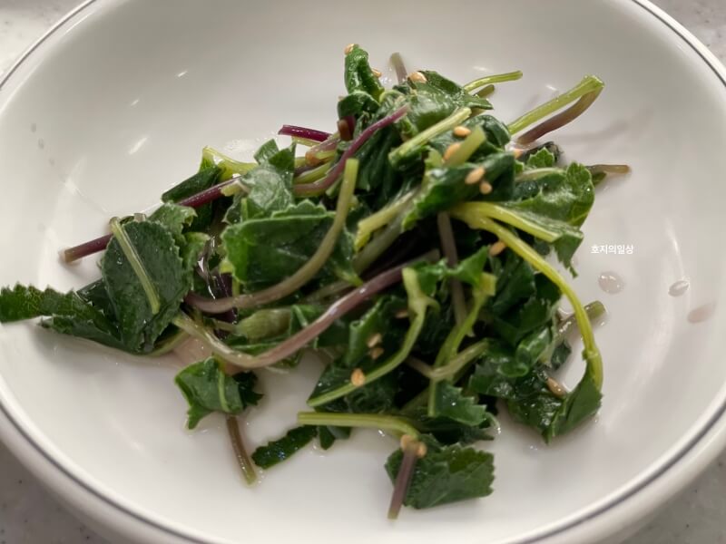 태안 모항 만리포 게국지 맛집 청어람 - 신선 나물