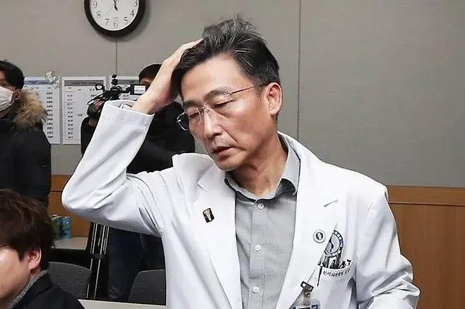 탈조선 언급한 이국종 군의관 강연, 한국 의료계에 던진 경고