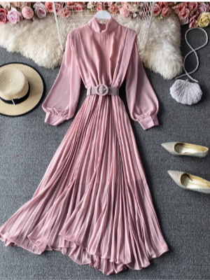 화사한 파스텔 컬러 하객룩