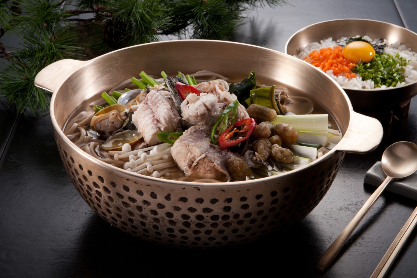 밀란국수 솔직후기! 강남 개포동 국수 맛집이 다른 이유는?