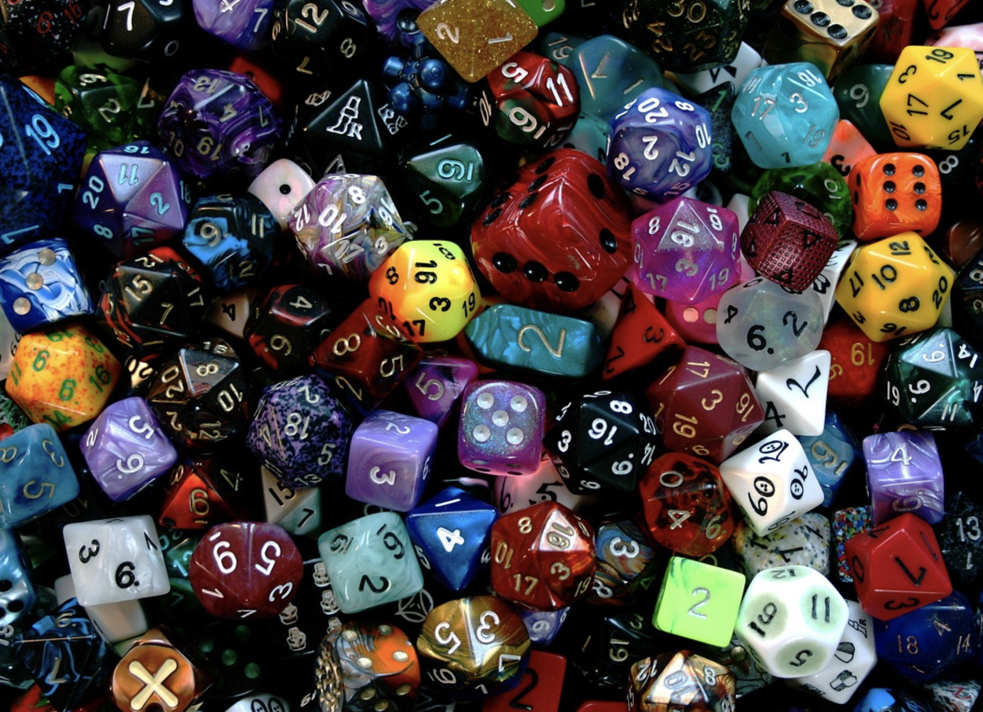 여러가지의 주사위들