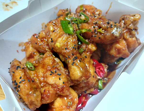 달콤촉촉 펌치킨 달콤촉촉 펌치킨